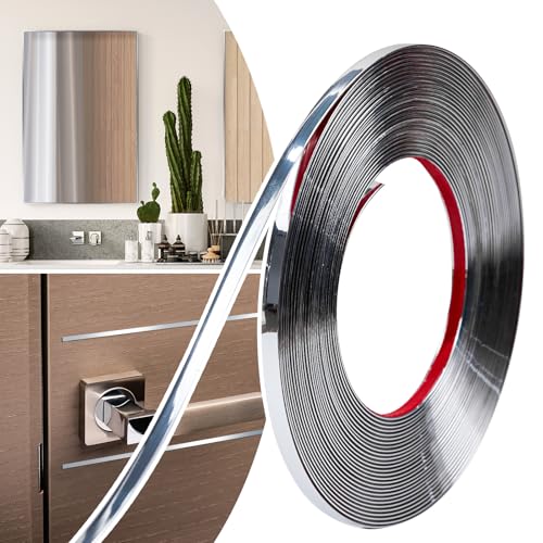 Moulure autocollante argent brillant design chic pour encadrement de luxe