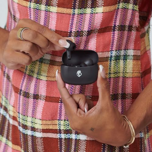 Image of Skullcandy Uproar Wireless Earbuds, 46Hr Battery + Rapid Charge, Quad Mic ENC, Multipoint Pairing, 10mm Drivers, Sweat & Water Resistant, Bluetooth v5.4 - Black Matte