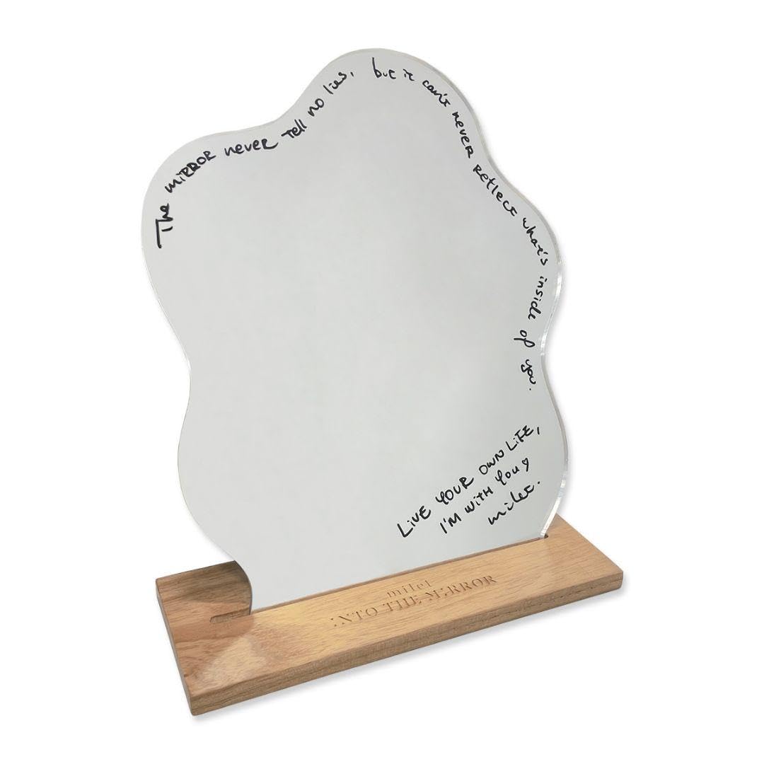 Amazon.co.jp: milet 3th LIVE INTO THE MIRROR Mirror : Home