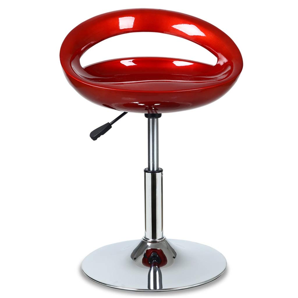 Tabouret de bar réglable compact pour gagner de l'espace dans une petite cuisine