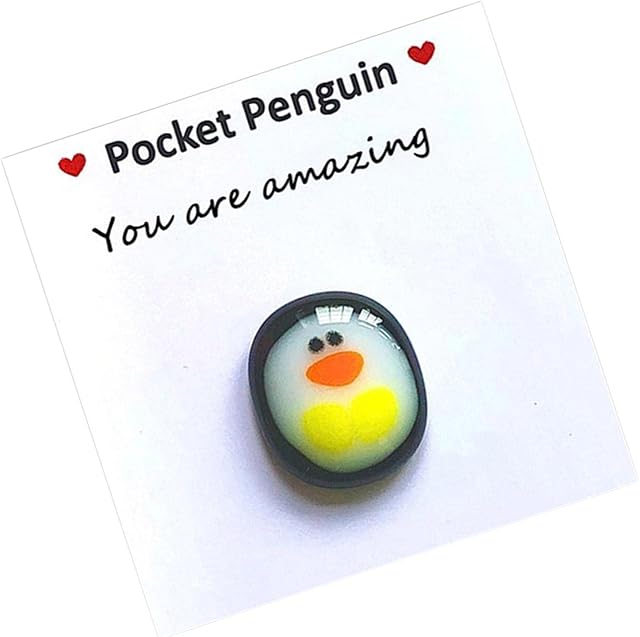 Yajimsa 2022 A Little Pocket Penguin Hug,A Little Pocket Penguin Hug Friendly Animal Decorations | Special Encourage gifts for Lovers Families, Birthday Wedding Party Favor