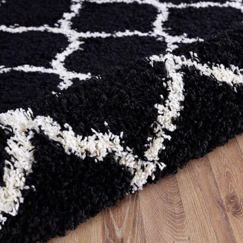 Image of AROMICK Modern Polyester Anti Slip Shaggy Fluffy Rug and Carpet for Living Room, Bedroom & Dining Room (5 x 8 Feet, Black Ivory)