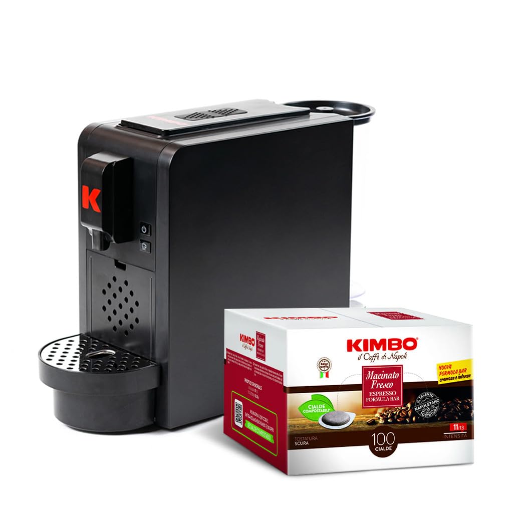 Kimbo Up! Nuova Macchina da Caffè Espresso a Cialde, 20 Bar, Compatta, Design Elegante, Serbatoio Acqua 850 ml, Colore Nero, Espulsione Automatica della Cialda, Include 100 Cialde Macinato Fresco