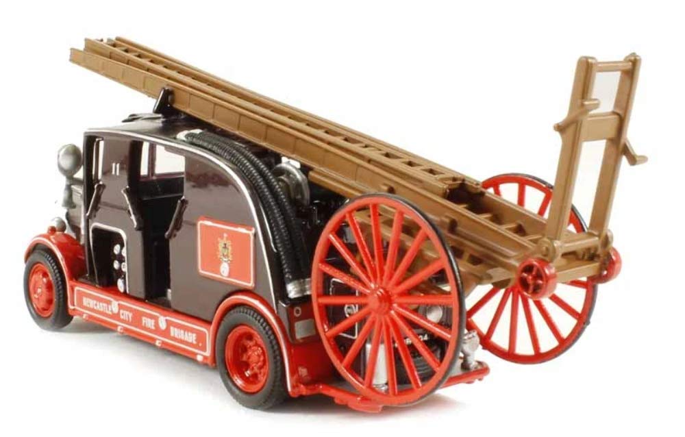 Oxford Diecast 1:76 Leyland Cub FK7 Newcastle City Fire Brigade Collectable model 76LC001, Maroon, Red, Silver, Large - Image 3