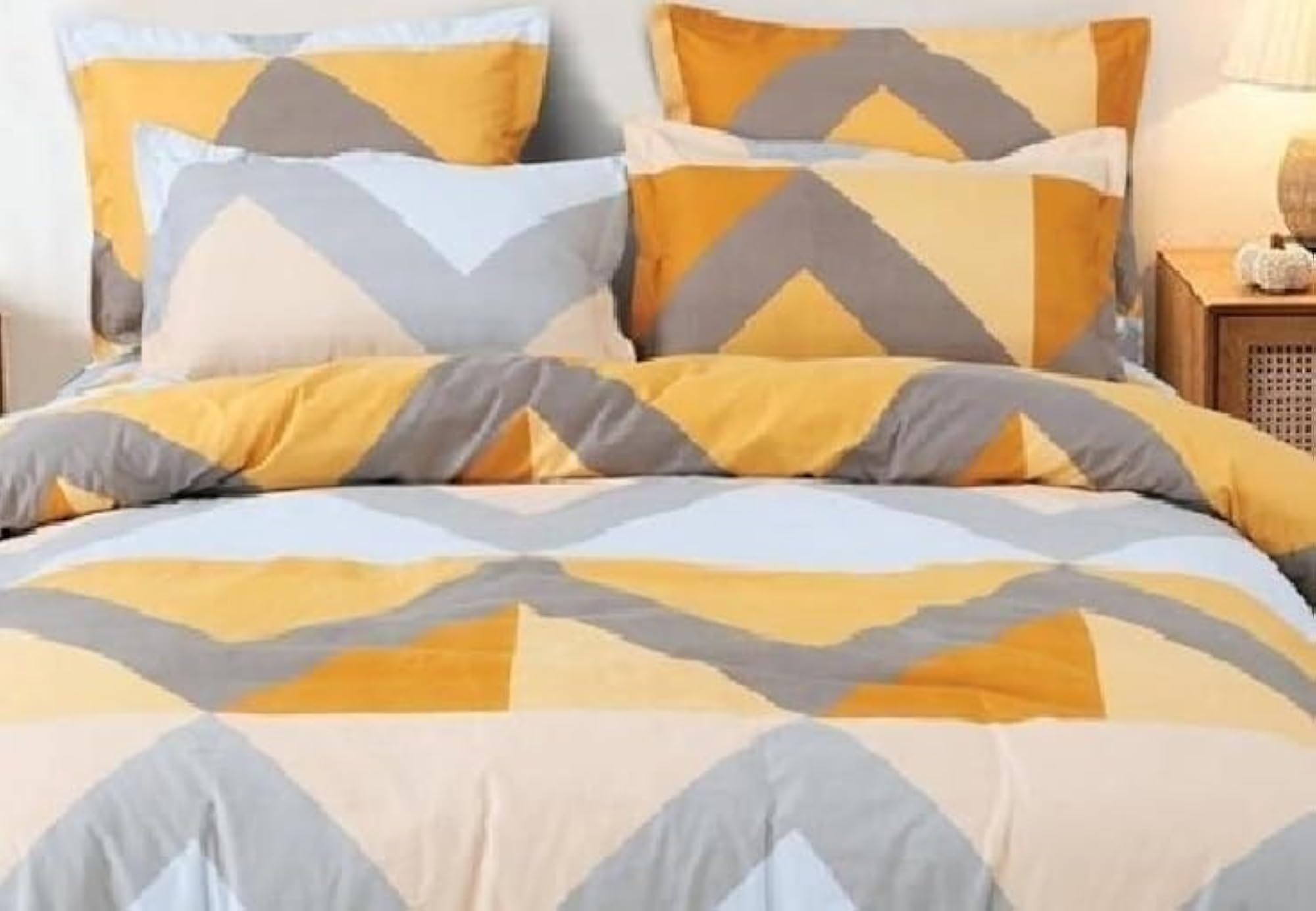 400 Tc Super Soft Glace Cotton King Size AC Comforter with Bedsheet