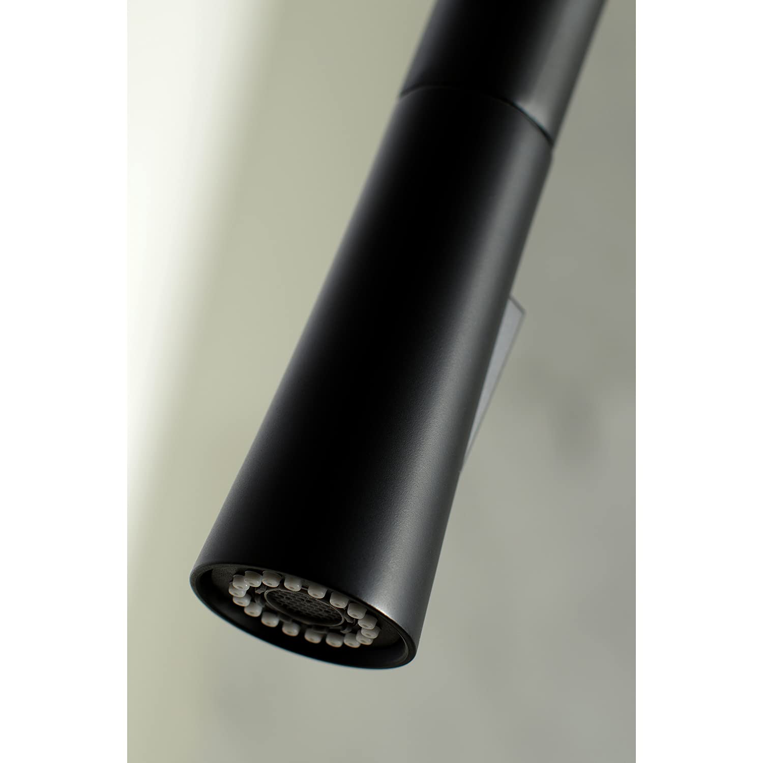 Kingston Brass LS2720NYL Grifo de cocina desplegable de una sola manija, negro mate, 8 pulgadas de alcance de boquilla