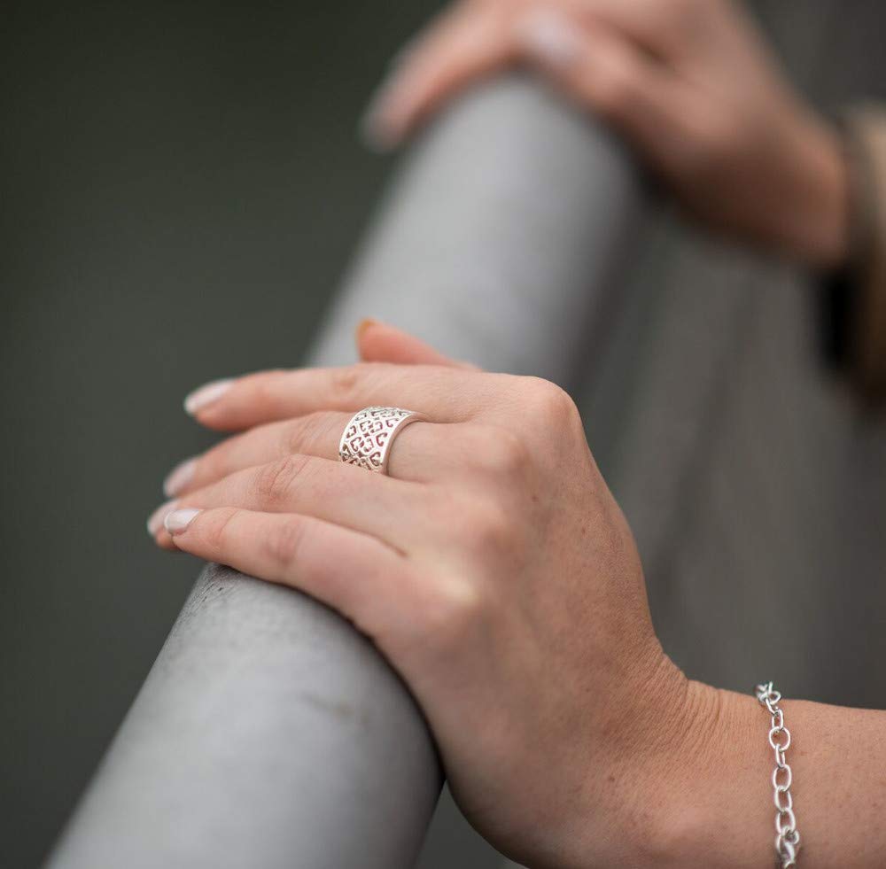 Filigraner Ring Silber 925 breit - Damenring Gr. 52-60 verstellbar SR-49 | Offener Bandring mit Kreuzen und Herzen 13mm aus rhodiniertem 925 Sterling Silber für Frauen von MATERIA by Matthias Wagner