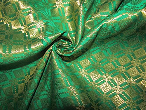 Brocart de soie vert et doré métallisé d'exception pour haute couture exclusive