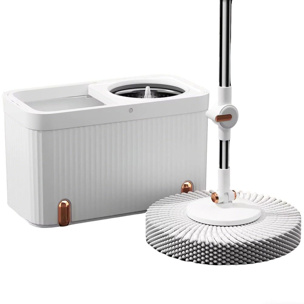 Este Juego de fregona giratoria y Cubo con escurridor para el hogar, fregona giratoria de 360° con Cubo y 5 recambios de Cabezales de Microfibra para Suelos de Madera, laminados y baldosas.