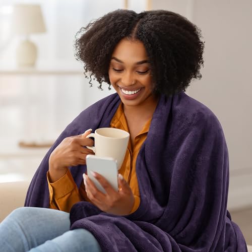 Utopia Bedding Coperta in Pile Coperta Leggera per Letto, Divano o Divano, Adatta a Tutte le Stagioni [259x228 cm, Viola] - Immagine 2