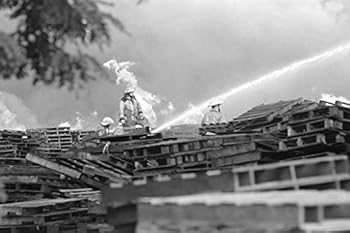 Hardcover Floods, Fire and Ice: Disasters in the Pioneer Valley Book