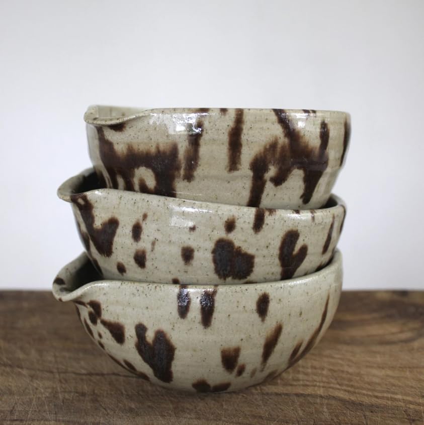 Handmade Nordic Style Matcha Bowl, Speckled Ceramic Chawan for Tea Rituals, 1–2 Cup Stoneware Bowl Christmas Gift (Medium bowl)