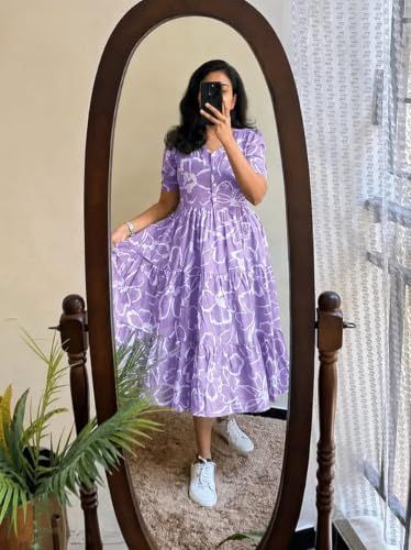 Image of Women's Lavender Floral Print Tiered Midi Dress