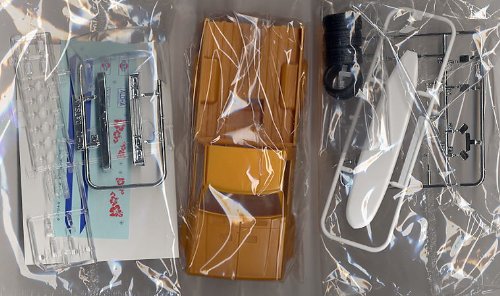 Aoshima Models Datsun 720 Pick-Up Truck Short Box 1:24 miniatura 2
