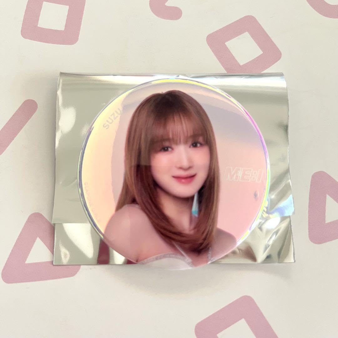 ♡ ME:I ミーアイ 山本すず SUZU サインボール Amazon.co.jp: ME:I ミーアイ ME:ICONIC 缶バッジ 山本すず
