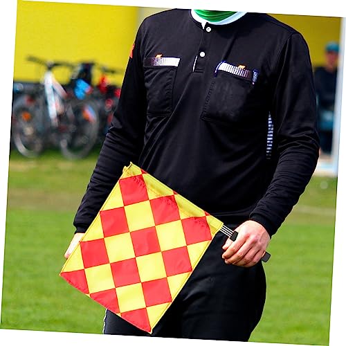 Set de Banderas para Árbitro de Fútbol con Silbatos y Tarjetas miniatura 3