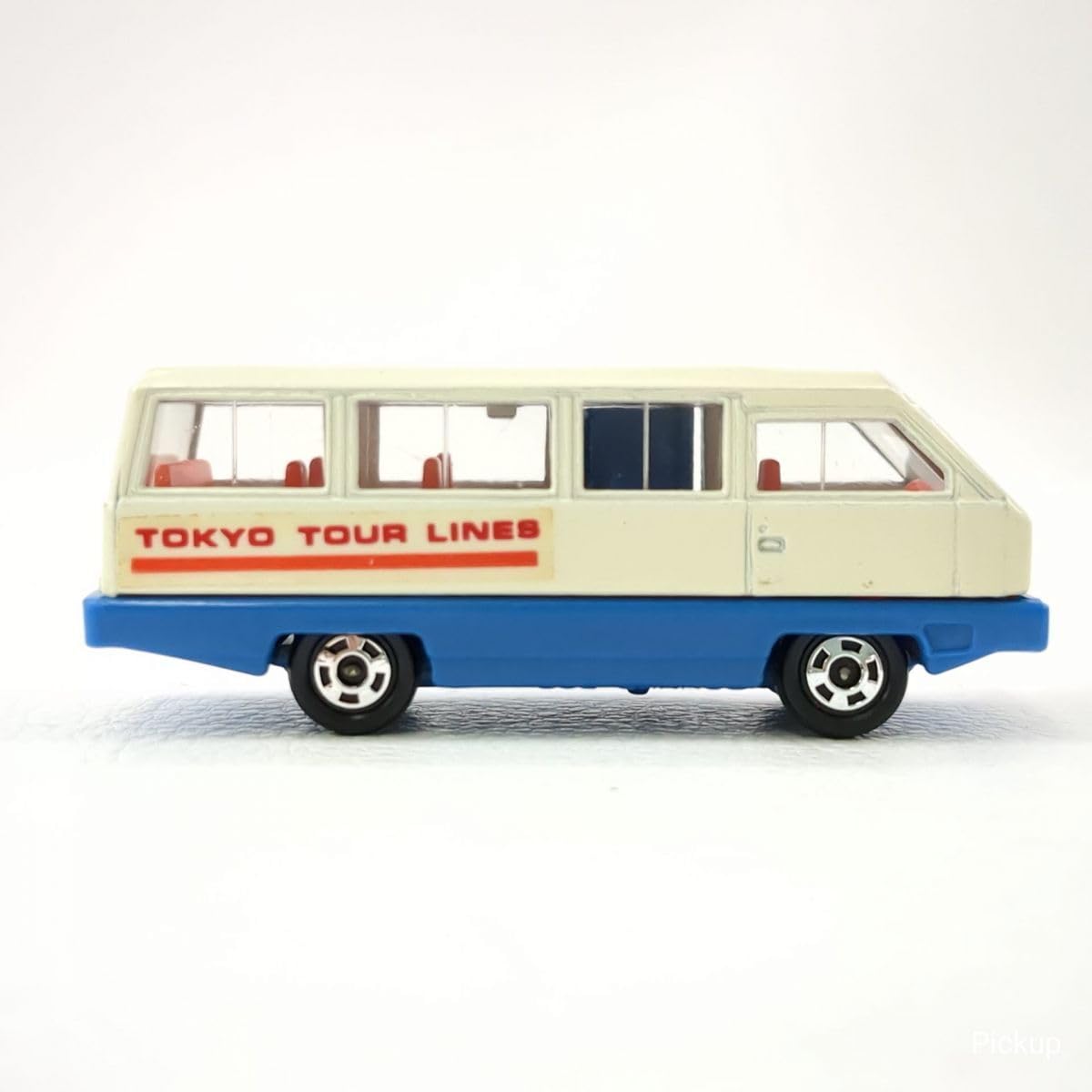 Amazon | 【黒箱】 tomica 1/77 いすゞ ローデッカー・デマンド バス