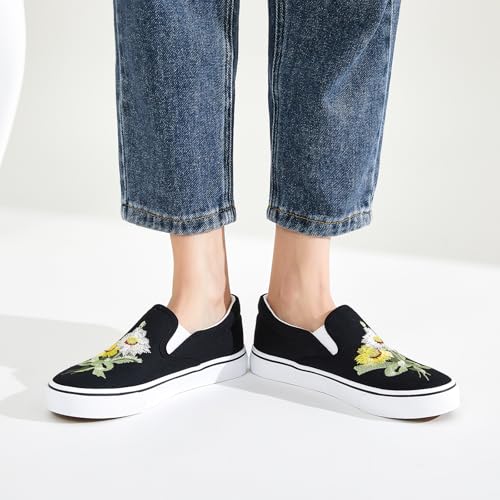 Image of Women's Canvas Slip On Sneakers Non Slip Loafers | low top non slip on walking breathable casual comfortable fashion tennis