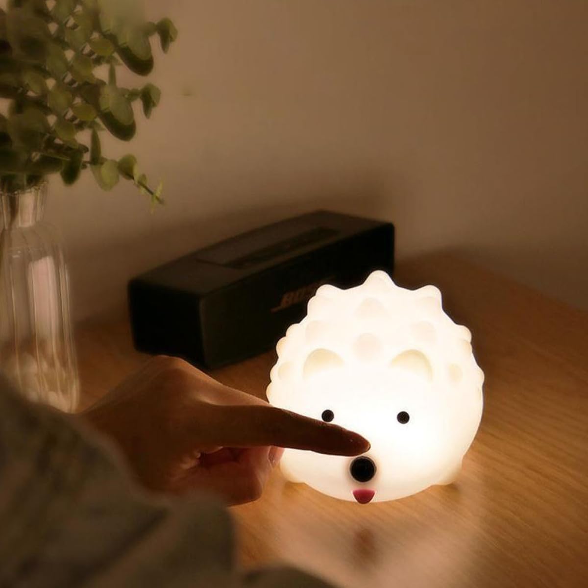 BESPORTBLE Lámpara de Noche USB Sensor Táctil Luz LED Rgb Ajustable Diseño de Erizo de Silicona Suave Lámpara Decorativa para Dormitorio y Habitación Infantil