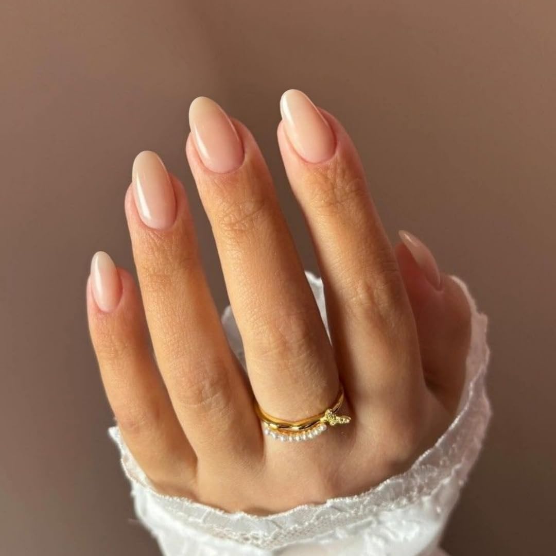 KQueenest Beige Press On Nails - Unghie corte in acrilico da incollare, rotonde, tinta unita, finte unghie finte da incollare, unghie finte in gel lucido per donne, adatte all'uso quotidiano, 24 pezzi