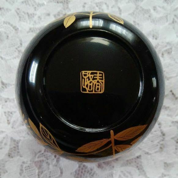 Amazon.co.jp: 金蒔絵 春路 棗 茶入 本漆器 草花文図 美術品 グッズ z 