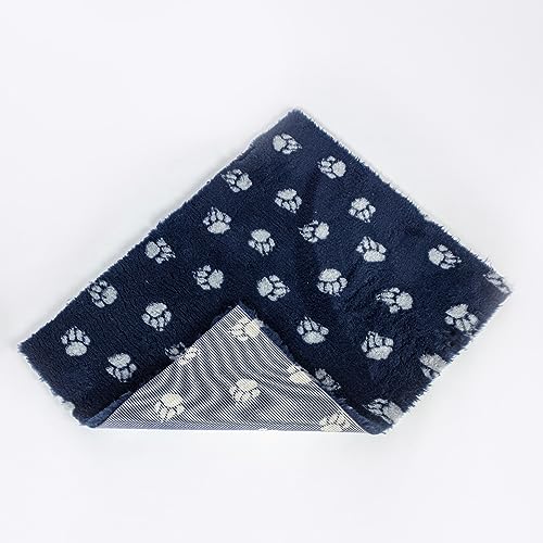 Danish Design Medium Dog/Cat Non Stick Rectangular Navy Paw Print Fleece 75 cmx50 cm, 75 x 50 x 1 cm (L x W x H) - Image 3