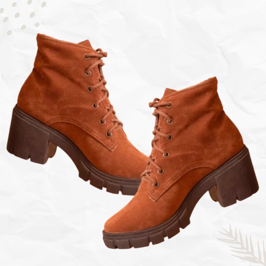 Bota Feminina Coturno De Salto Camurça Caramelo Sola Tratorada Antiderrapante Confortável Passeios Trabalho Ocasiões Casuais em promoção! Veja a oferta e mais achadinhos de Botas 3 Hoje é o melhor dia para comprar Bota Feminina Coturno De Salto Camurça Caramelo Sola Tratorada Antiderrapante Confortável Passeios Trabalho Ocasiões Casuais com aquele preço maroto! Promoção! Aproveite a oferta! 3