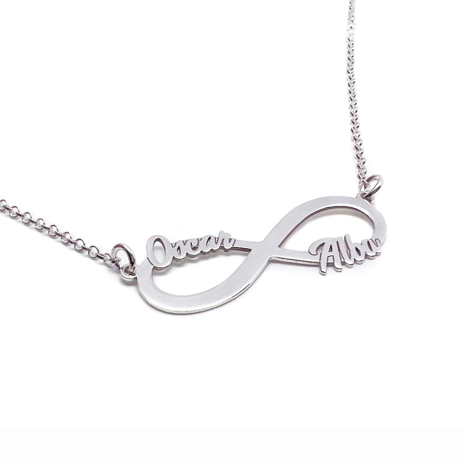 Collar Infinito Personalizado con Nombres | Fabricado en Plata de Ley 925/1000. Regalo Día de la Madre. Navidad. Personaliza hasta 4 nombres. Modelo Mediano
