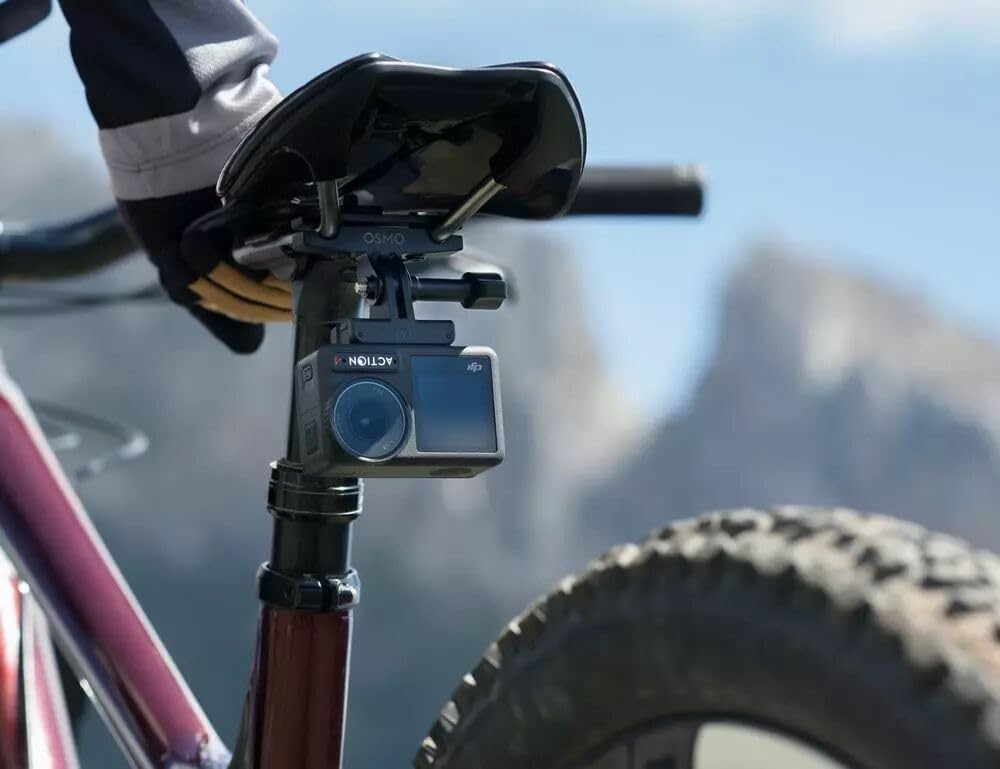 DJI Osmo Action 4 Standard-Combo, 4K/120fps Action Cam mit 1/1,3-Zoll-Sensor, 10-Bit und D-Log M-Farbleistung, Langlebiger 1.770 mAh Akku für Vlogs, Reisen, Outdoor