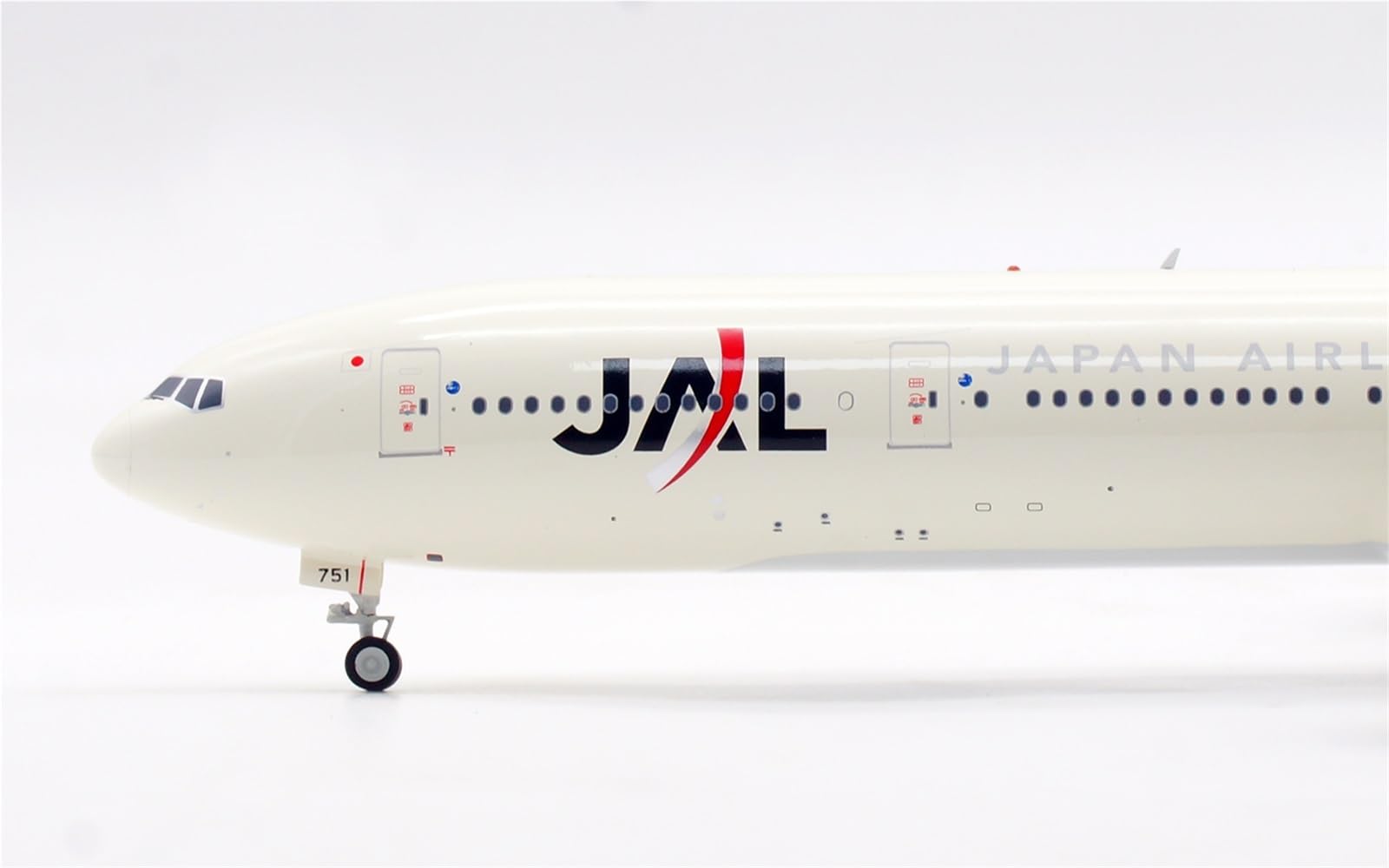 Model redukcyjny samolotu Miniaturowy Samolot Pasażerski 36 Cm 1/200 Dla Japan Airlines Modeli Samolotów Statycznych Do Boeing 777-300 JA751J Model lotniczy Replika samolotu