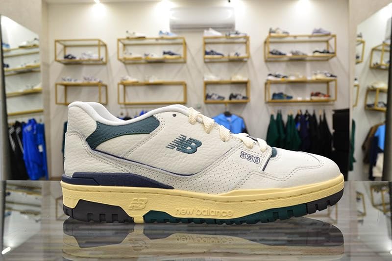 Image of New Balance Kids 574 New-b V2 Familiar Ground Hook and Loop Sneaker