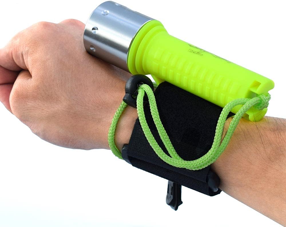 MALEGEBE 800 Lumen LED Dive Light Rechargeable PFSN Professional Scuba Diving Flashlight Underwater 50m Waterproof Best for Expert Diving at Night Snorkeling Caving Fishing