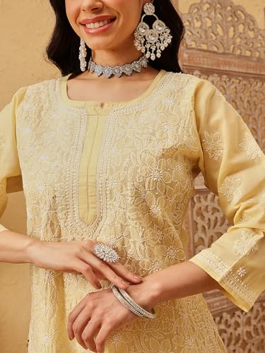 Image of Ada Women's Cotton Straight Fit Straight Hand Embroidered Lucknowi Chikankari Kurta Kurti A411165