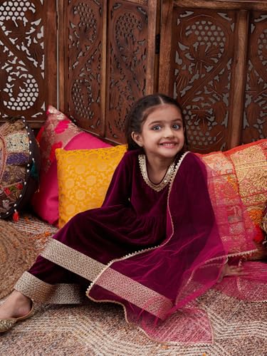 Image of Pspeaches Girls Ethnic Green & Pink Velvet Full Sleeves Solid Kurta and Pant with Dupatta 3 Piece Set