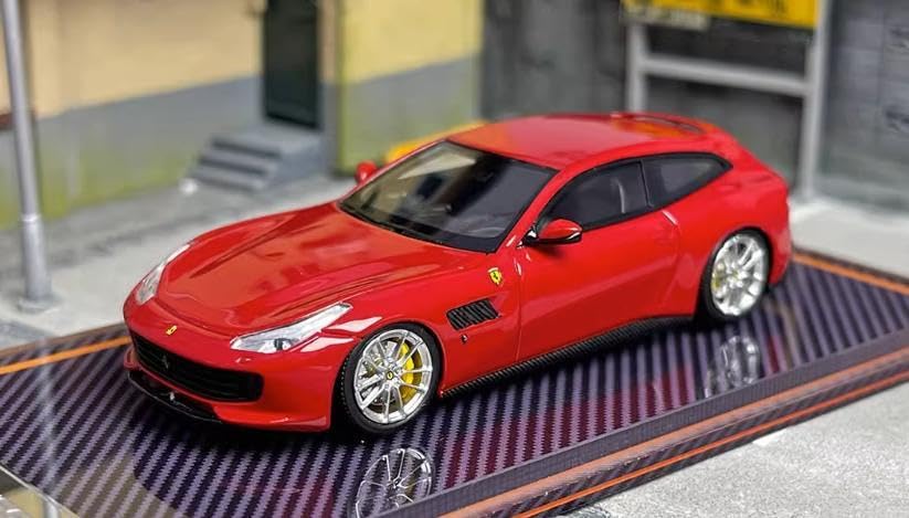 Ferrari GTC4 Lusso ミニカー 赤 Ferrari GTC4 Lusso ミニカー 赤 1/43 MR Ferrari GTC4 Lusso