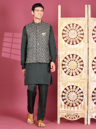 Mens Indian Traditional Cotton Kurta Set With Velvet Jacket (Waistcoat) For Men (C-116)4