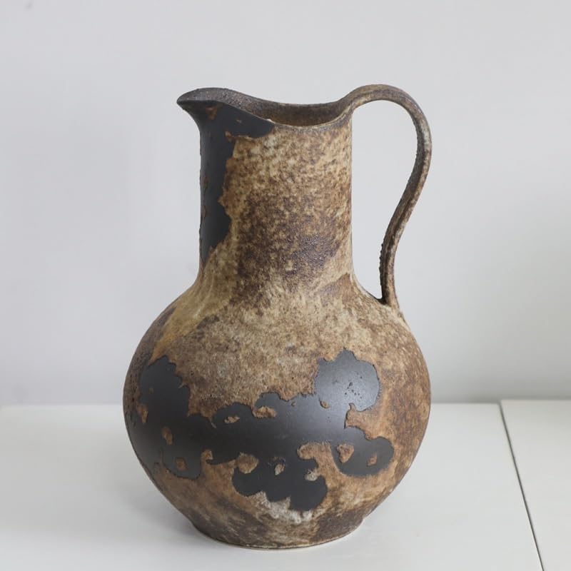 Vase en céramique : sublimez vos fleurs avec un pot rétro fait main - 2
