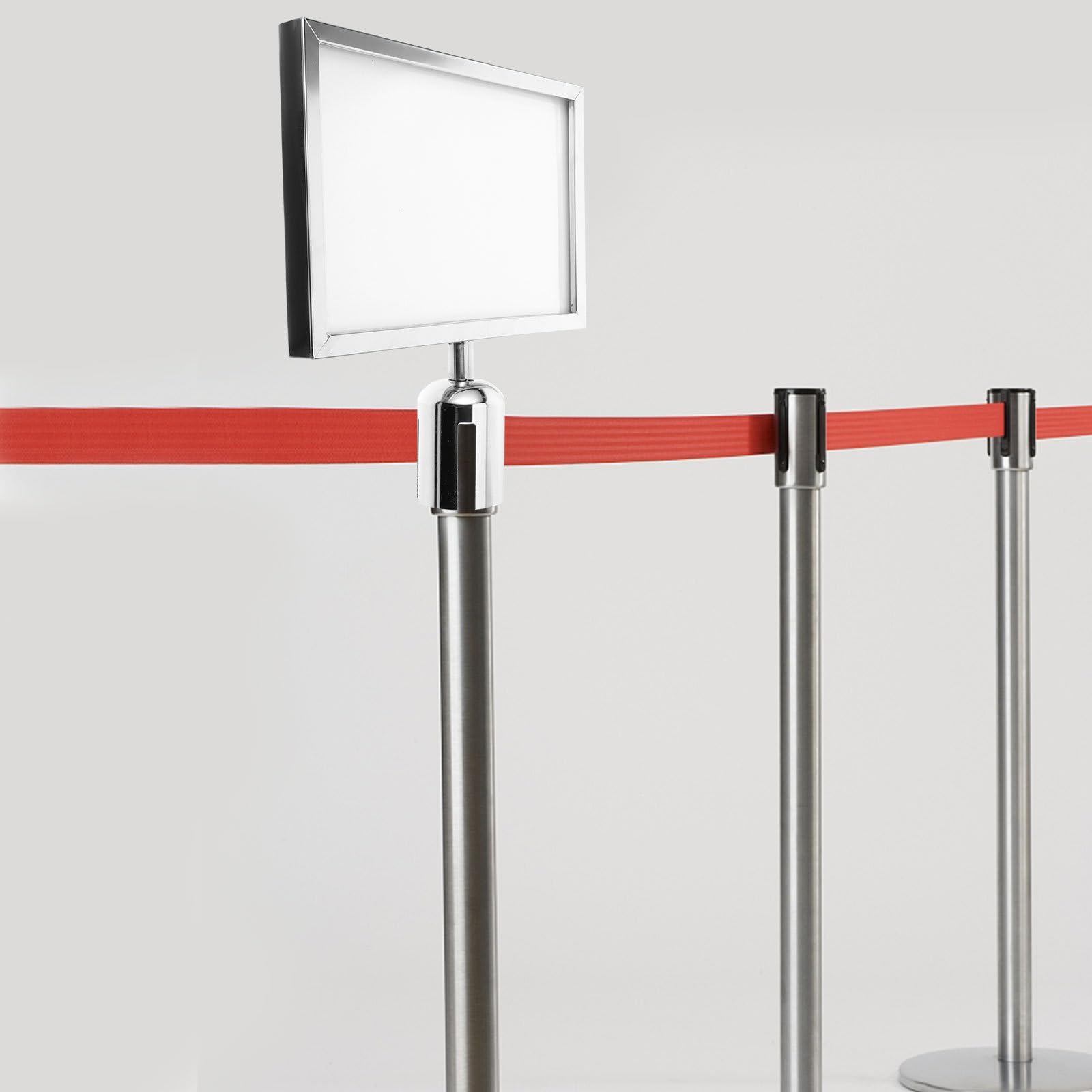 Soporte de doble cara de acero inoxidable para carteles horizontales A4 resistente a la humedad en espacios públicos y comerciales, fácil instalación y diseño duradero