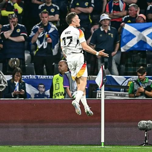 Where will Bayer Leverkusen's Florian Wirtz be next season?