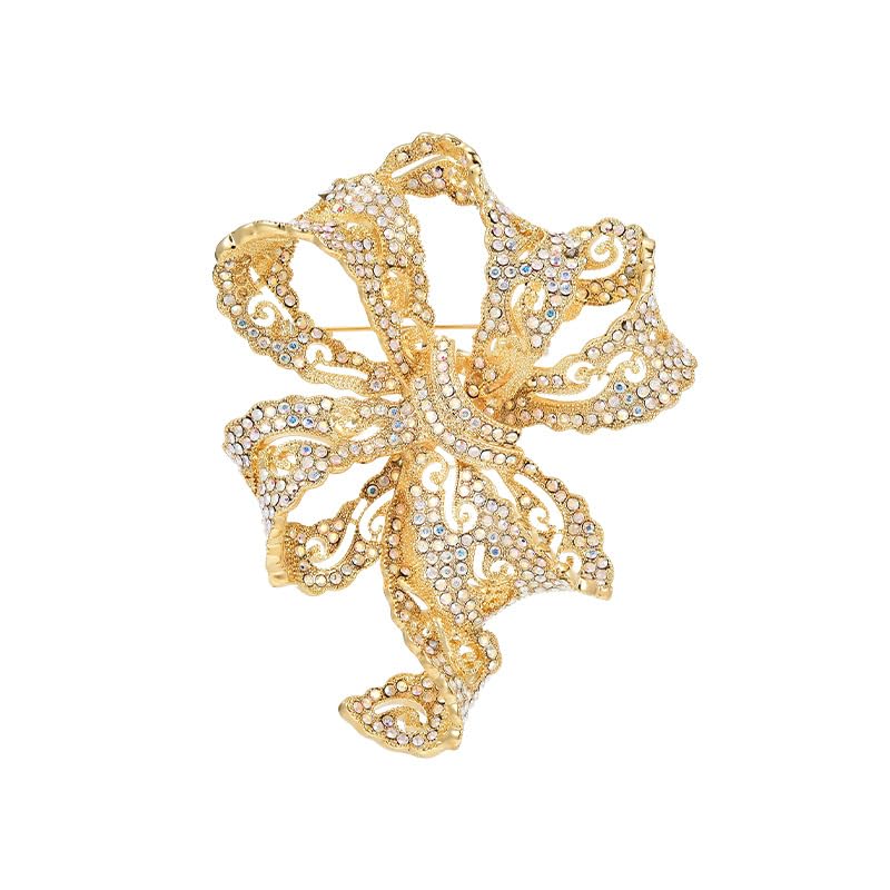 Image of Pearl Flower Brooch and Pins for Women Large Gold Luxury Elegant Pin Christmas Gift Jewelry