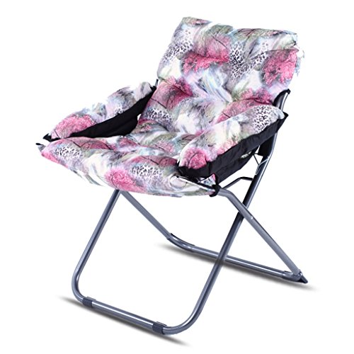 Design ergonomico: gli ampi braccioli e il design alto dello schienale offrono un migliore supporto per le braccia e la schiena, consentendo un'esperienza più rilassata.