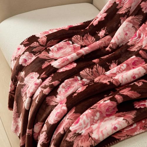 Image of Betsey Johnson - Twin Size Blanket, Soft Plush Bedding with Cozy Sherpa Reverse, Blanket for Couch or Bed, Floral Room Decor, Lightweight for All Seasons (Garden Pink)