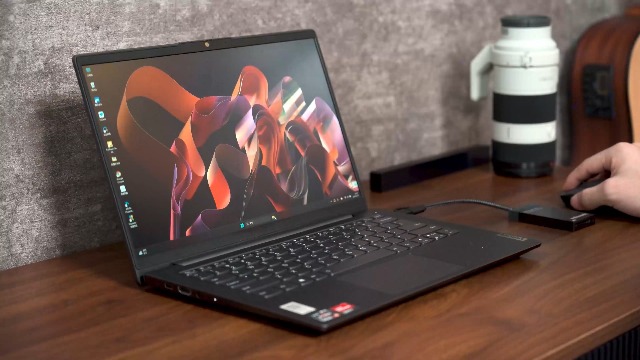 Carte Mémoire PERGEAR CFexpress Type A 520GB - Vitesse Lecture 880 Mo/s, écriture 900 Mo/s - Pour Vidéo 4K 120p/8K 30p - Compatible Sony A7IV, A1, FX3 - Avec Lecteur De Carte - 8