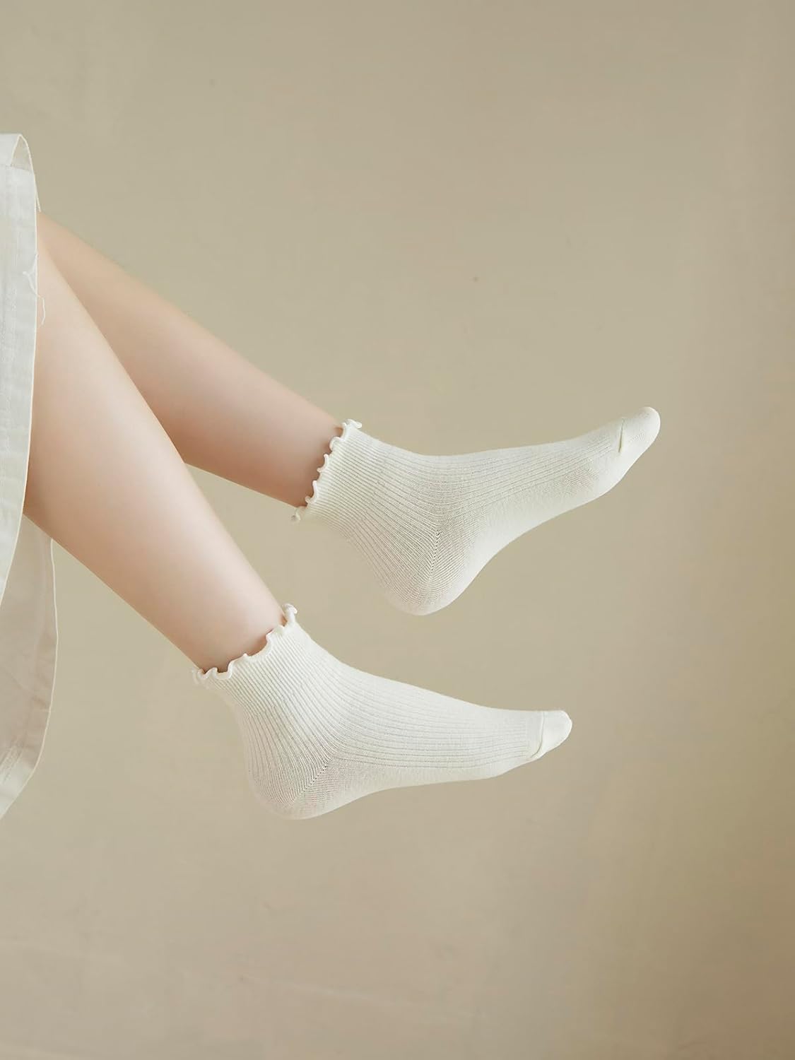 Yawlsow Women's Ruffle Socks, 6Pairs Cute Frilly Ankle Turn-Cuff Casual Socks, Frilly Edged, Knit Cotton Lettuce Crew sock - Image 6