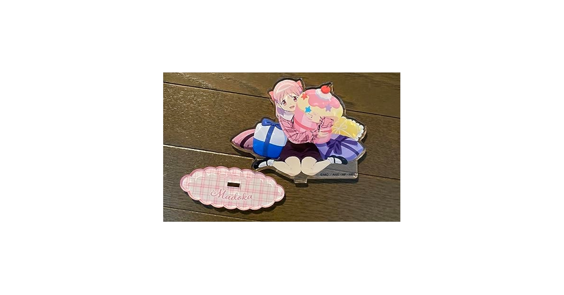 Amazon.co.jp: 魔法少女 まどかマギカ 鹿目まどか アクリル