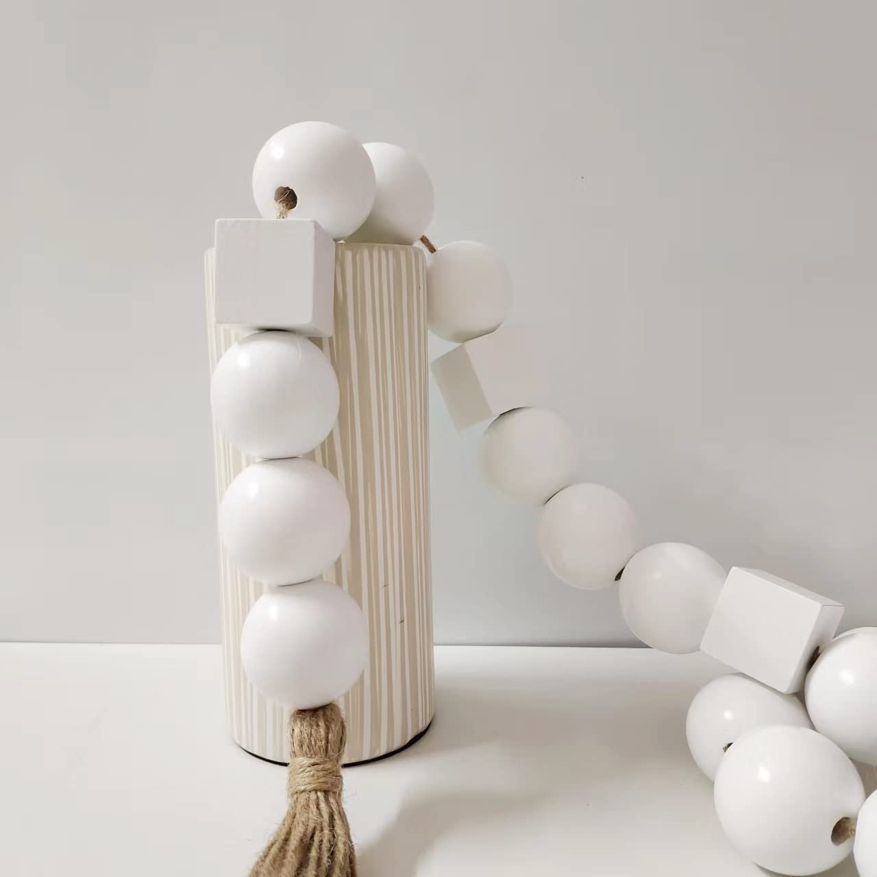 OMISHE Grande Guirlande De Perles En Bois De 152,4 Cm De Long Avec Perles Et Pompons En Bois De 4,1 Cm De Diamètre, Perles Décoratives Rustiques Pour Décoration De Plateau à étages