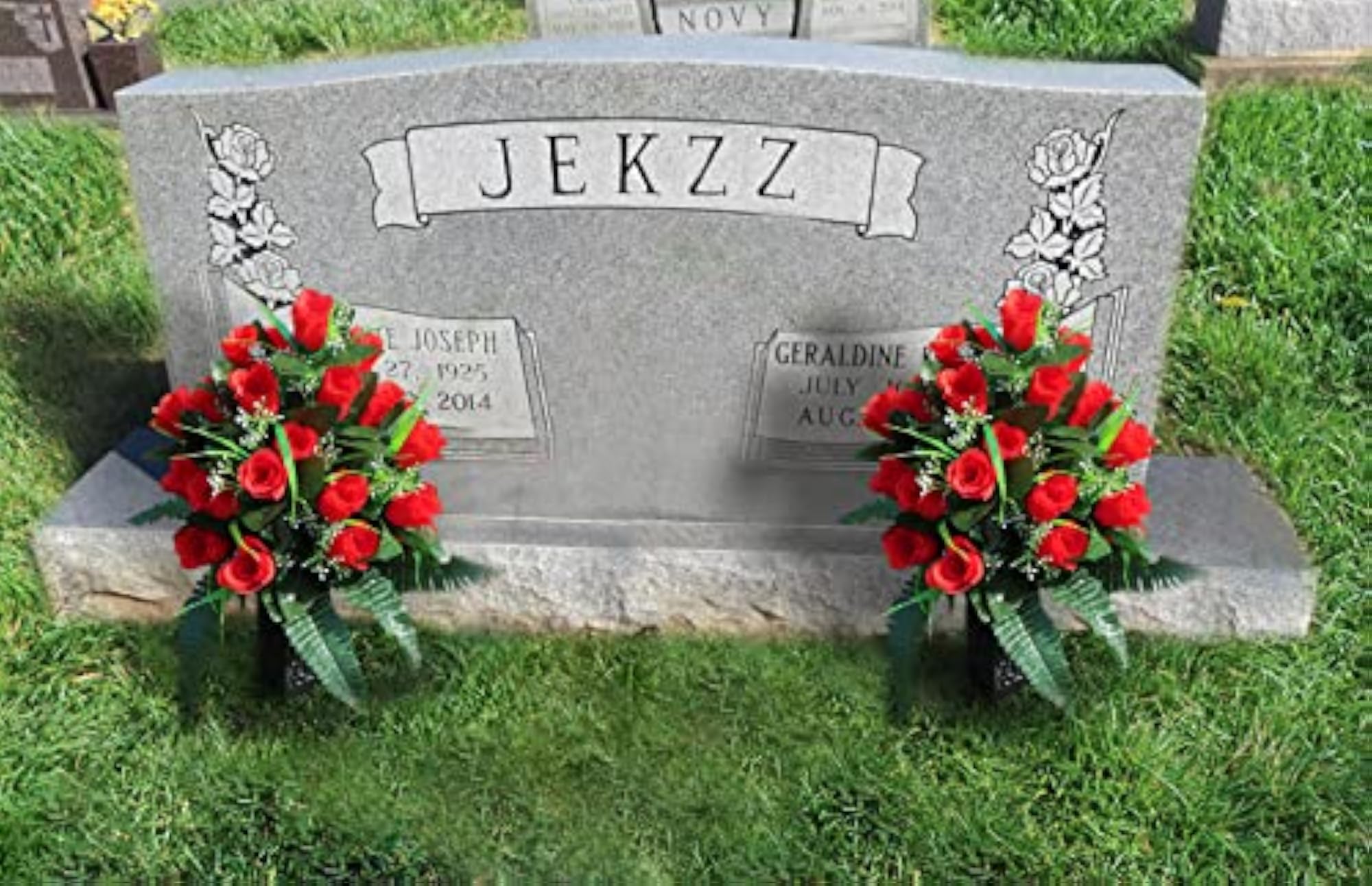 2 Sets Artificial Cemetery Flowers for Outdoor Decoration