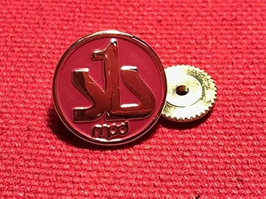 個人用バッチ系士正レプリカ　撮影用 Amazon | 撮影用アイテム コスプレアイテム 捜査一課 s1s 赤