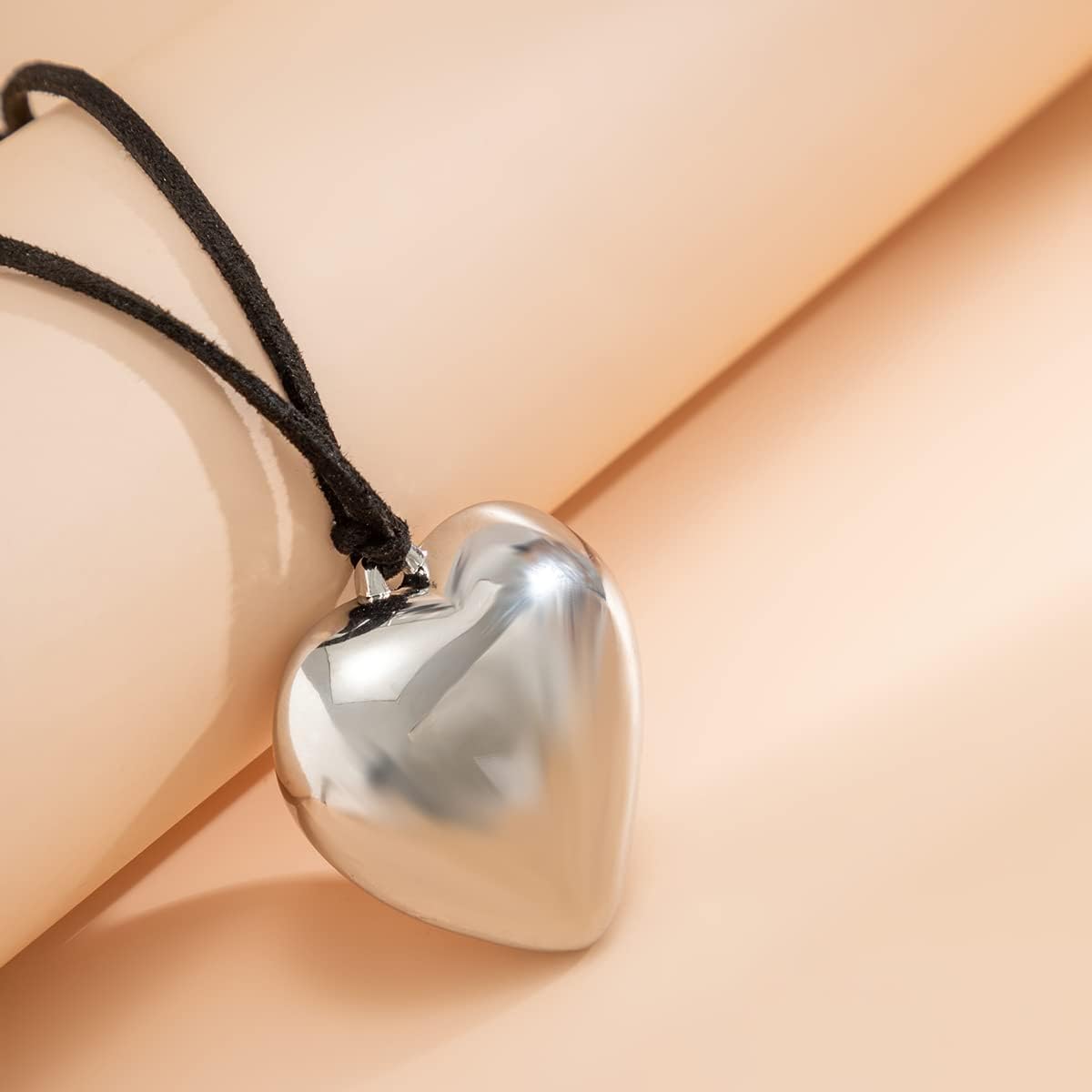 Collana Girocollo a Cuore Gioielli Elegante Cuore Gotico Vintage Nera Nero Gioielli Per Donne Punk Oro Fiocco Intrecciato Catena Regolabile in Nero Collana