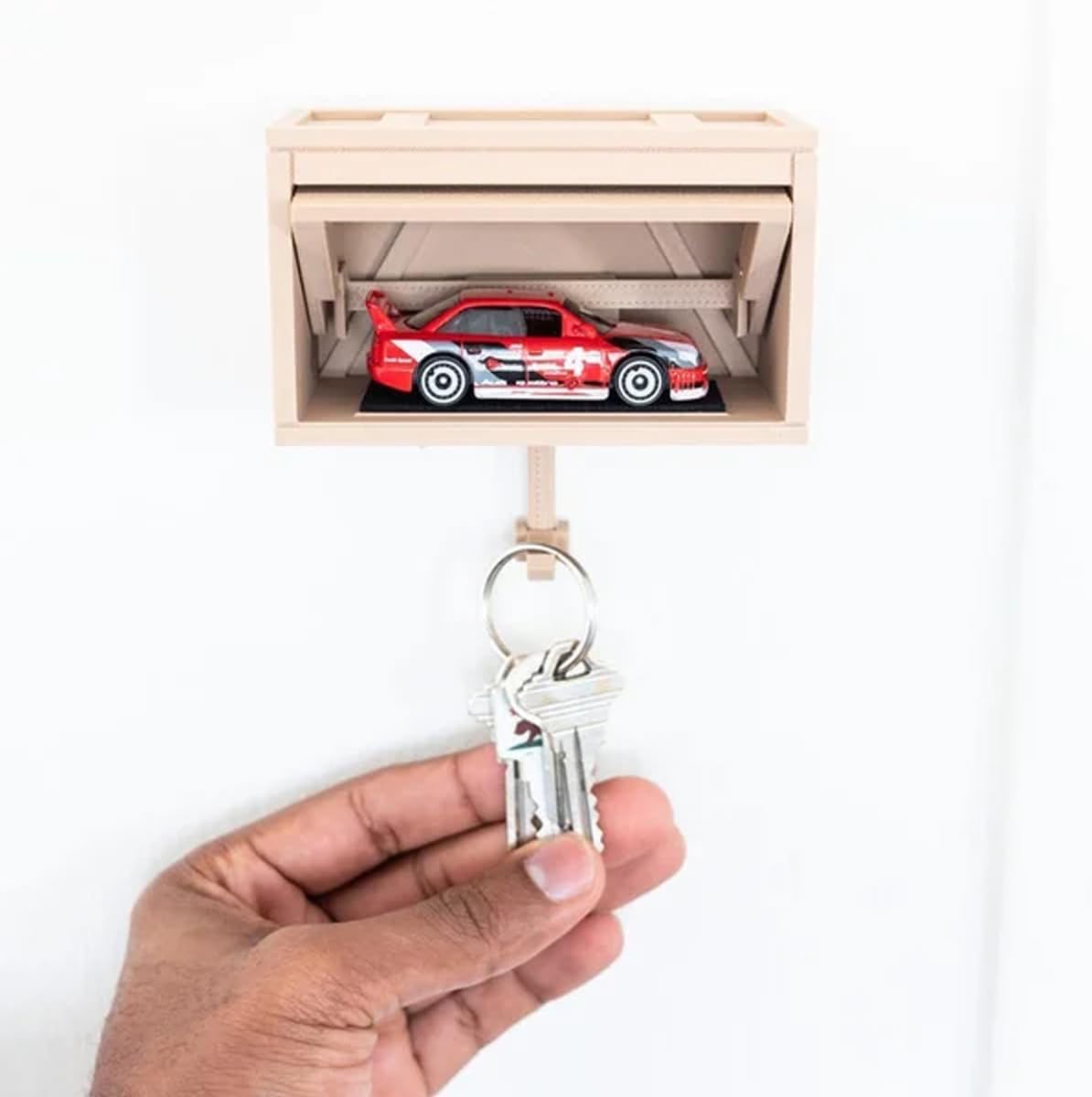 Portachiavi Da Parete A Forma Di Garage - Design 3D Con Porta Apribile